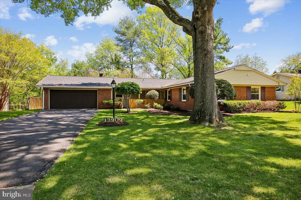13909 Bethpage Lane photo 1