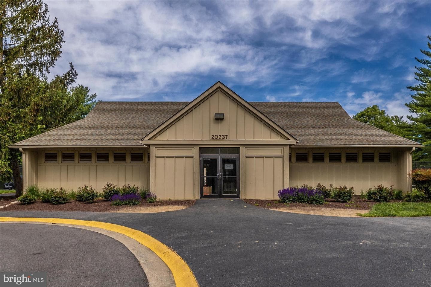 20516 Highland Hall Drive photo 60