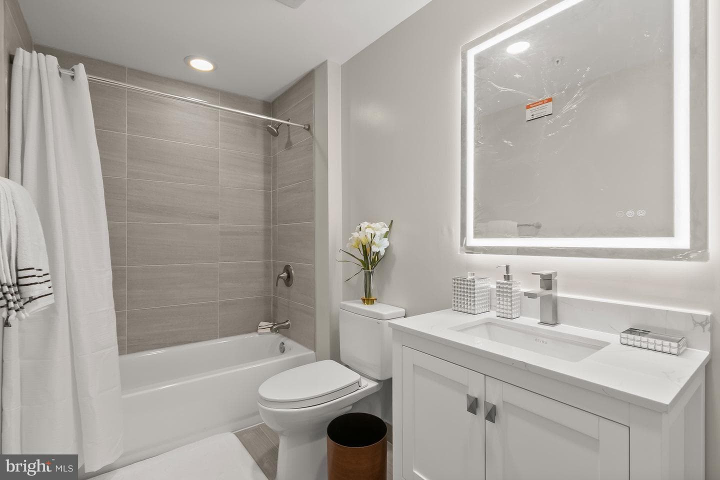 8302 Woodmont Avenue #800 photo 33