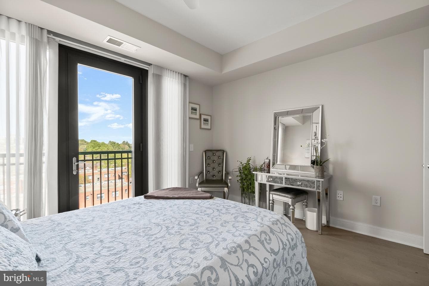 8302 Woodmont Avenue #800 photo 37