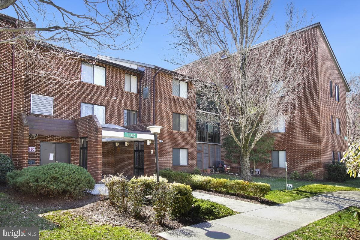 15320 Pine Orchard Drive #83-2j, Silver Spring
