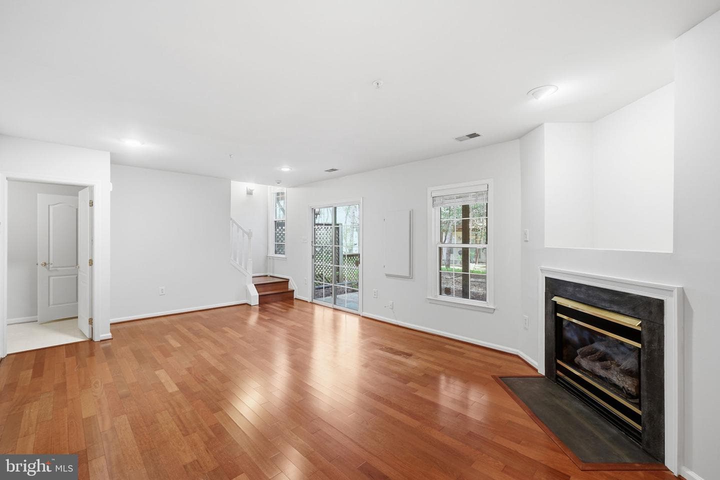 5918 Halpine Road photo 31