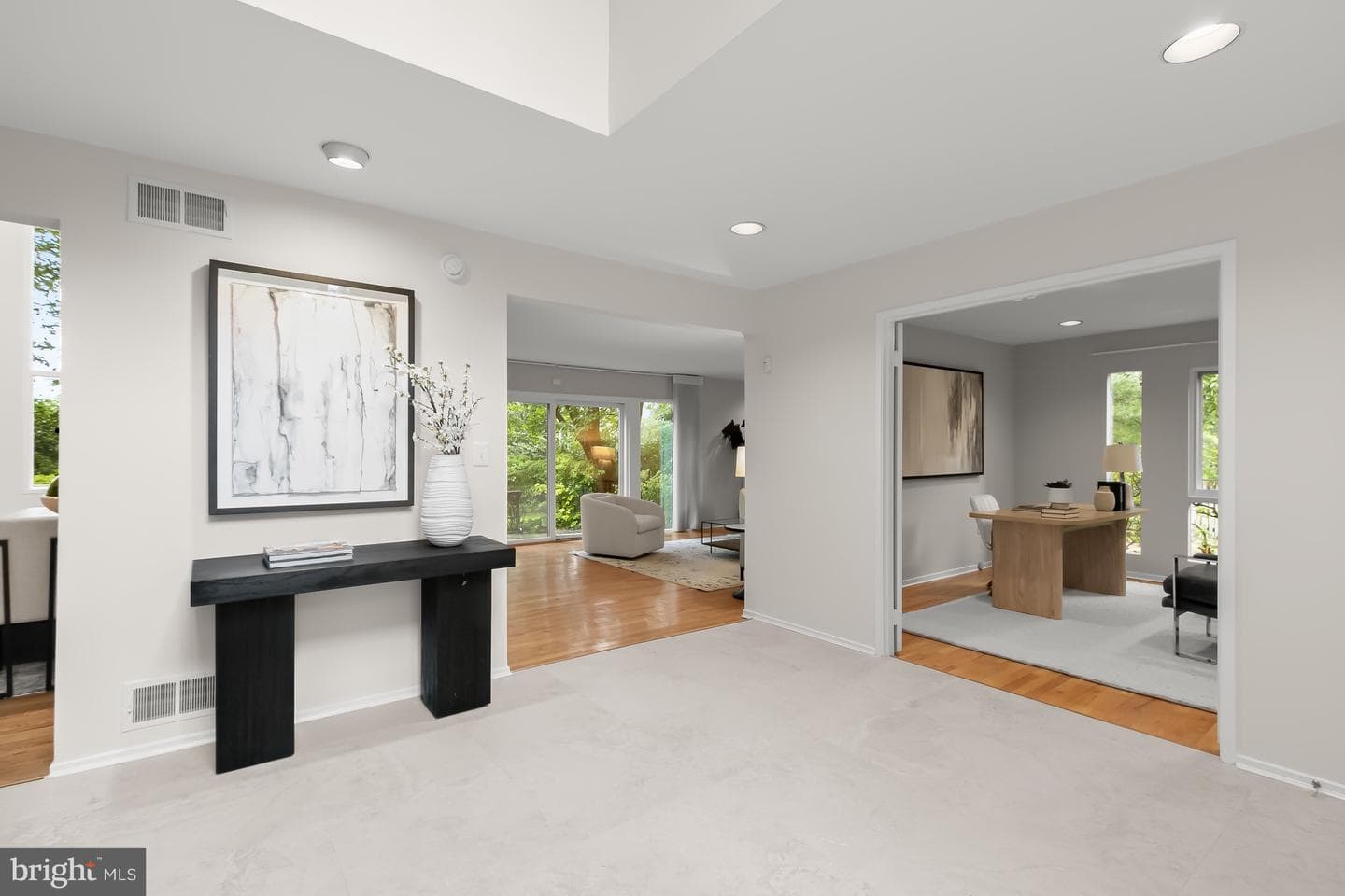 11404 Grundy Court photo 4