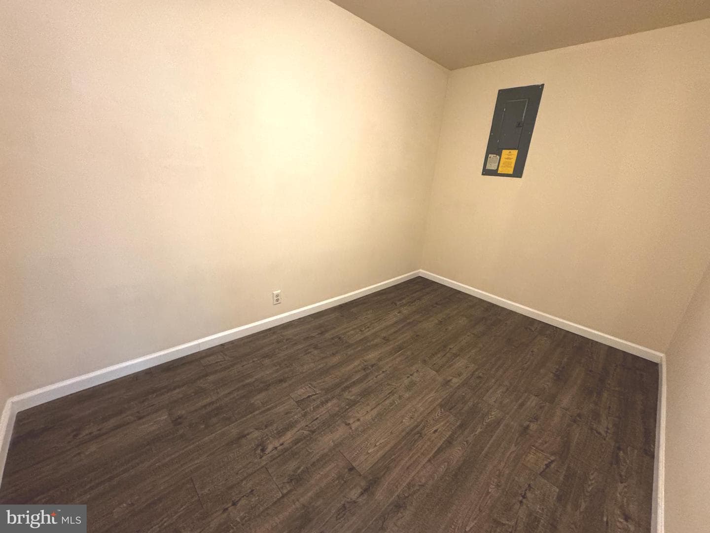 125 Mission Drive photo 36