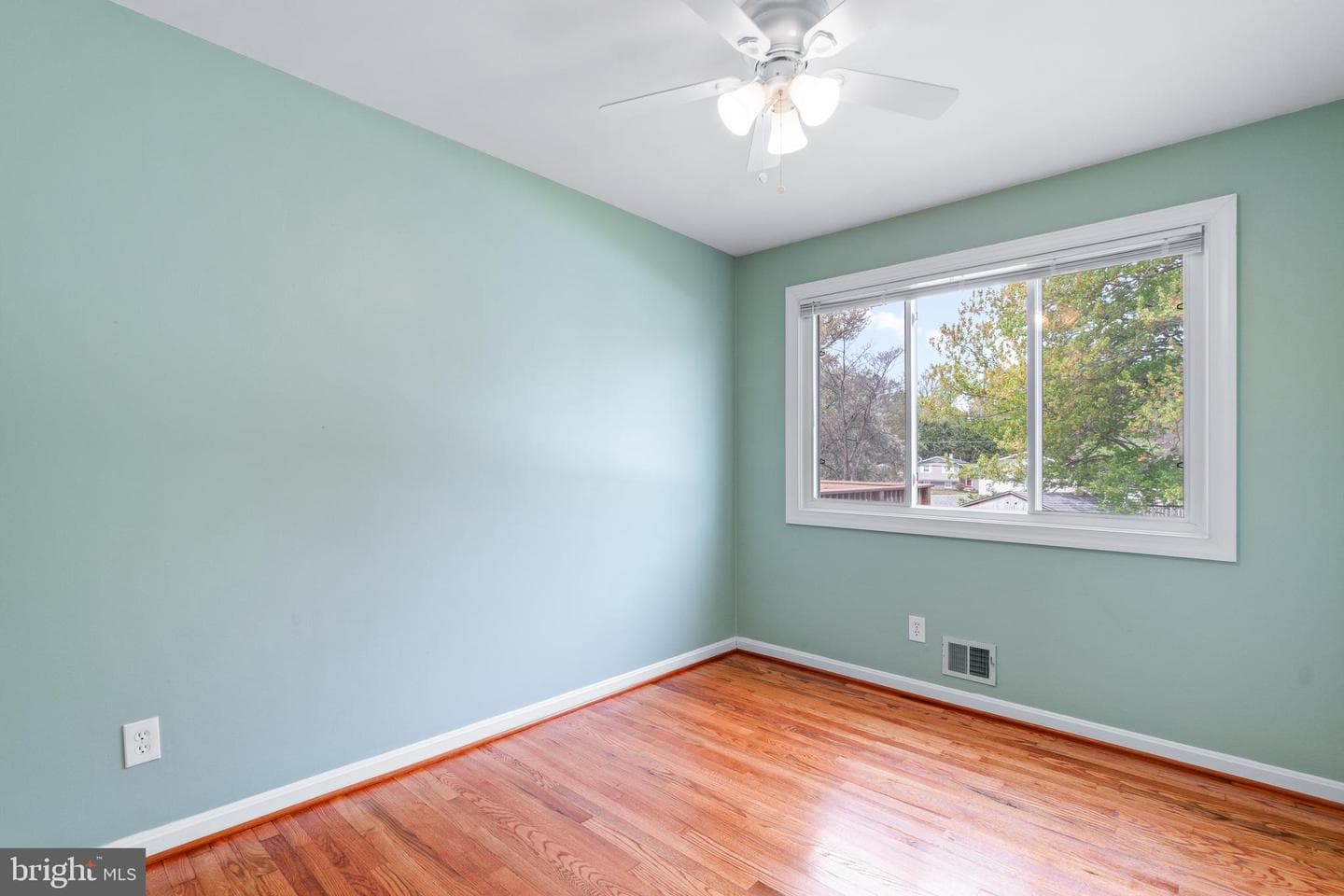 14236 Chadwick Lane photo 23