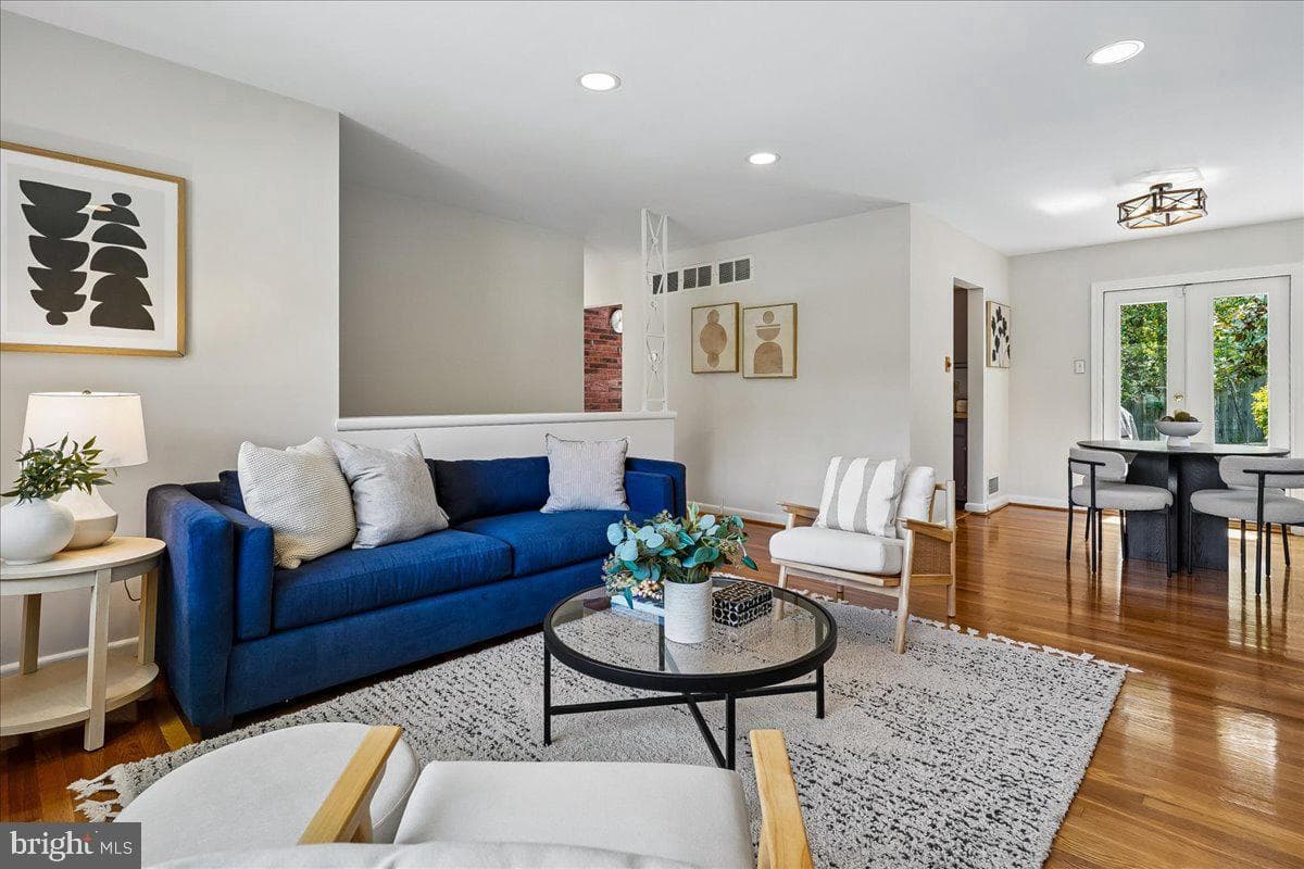 104 Belton Road photo 18