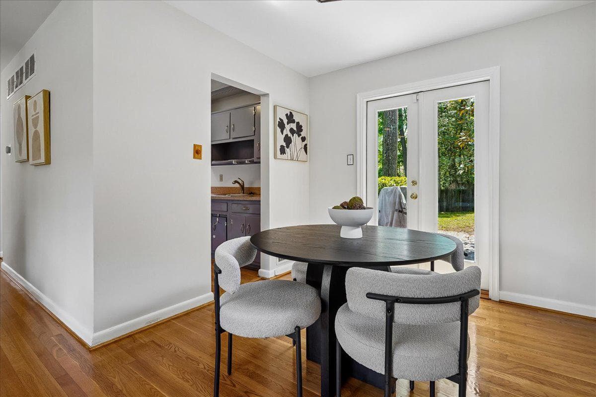 104 Belton Road photo 21