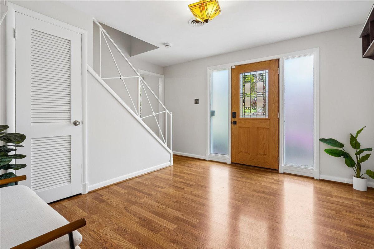 104 Belton Road photo 5