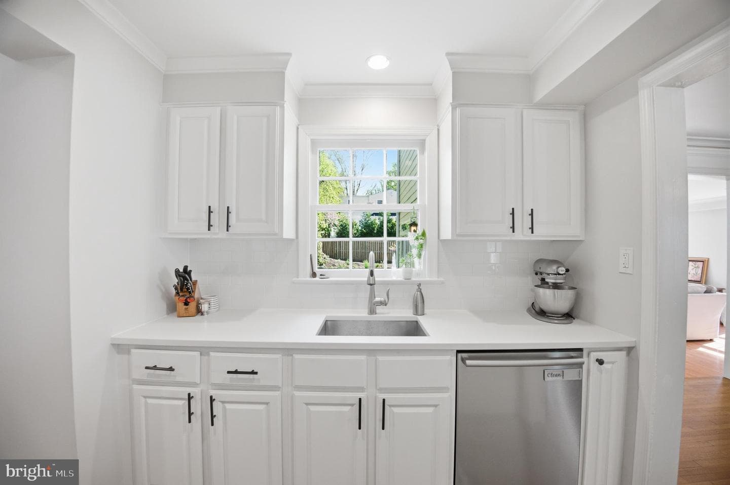 5510 Roosevelt Street photo 24