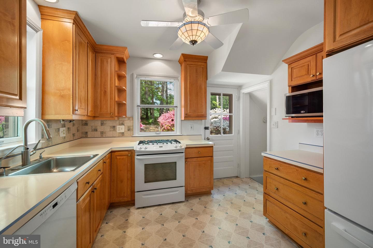108 Denver Road photo 16