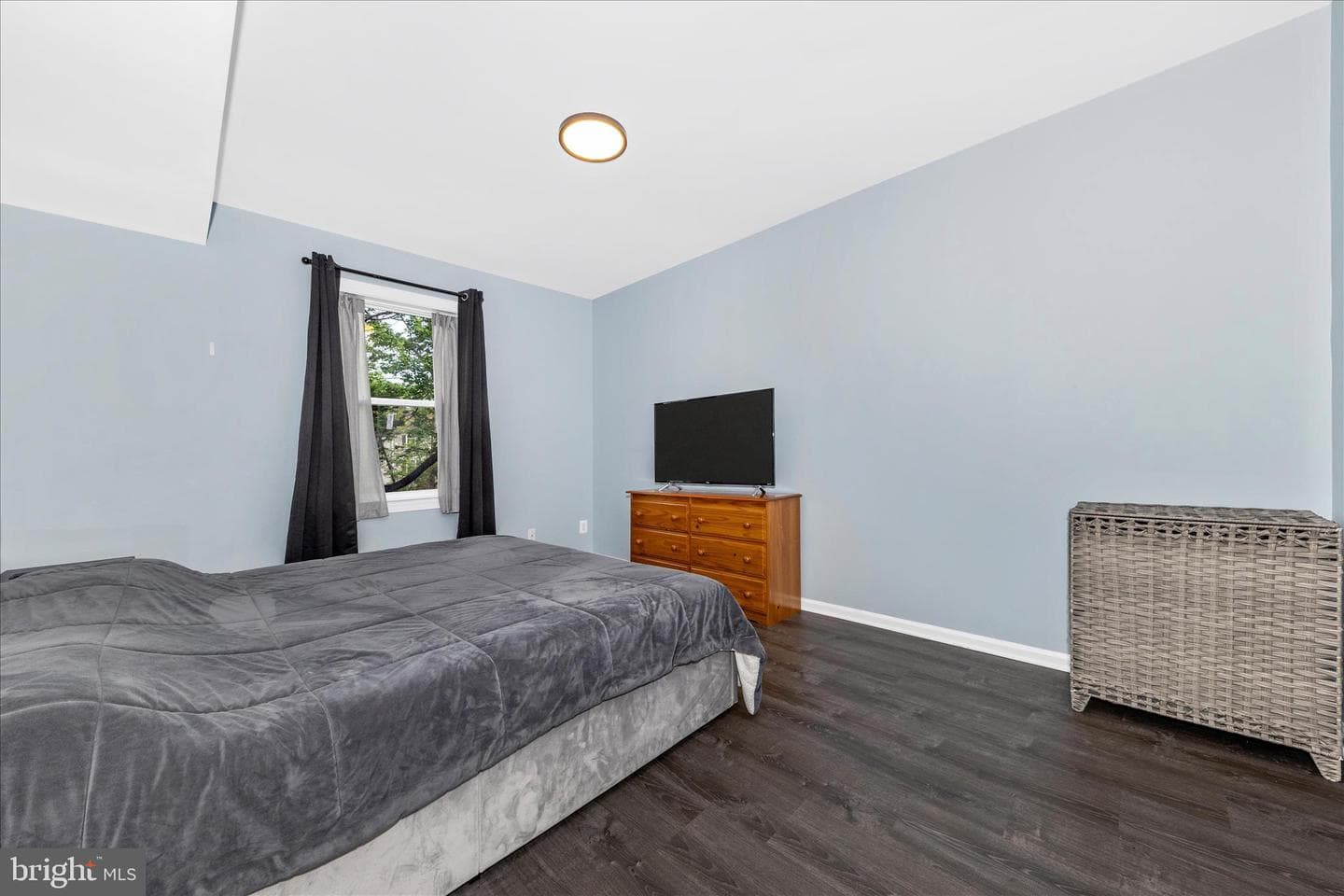 20319 Beaconfield Terrace #2 photo 15