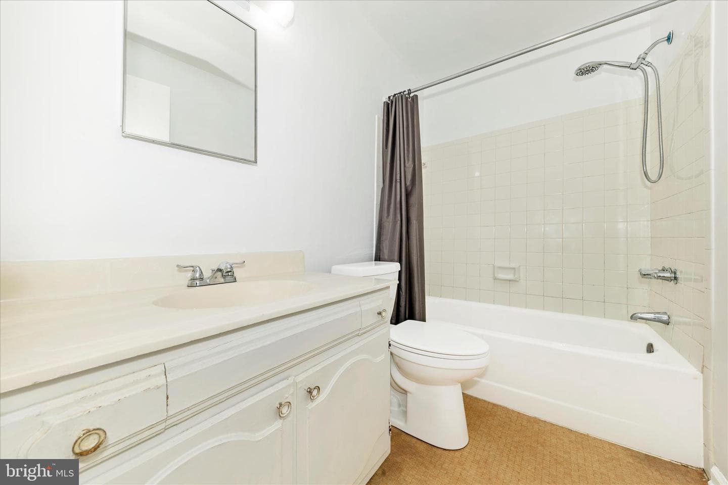 20319 Beaconfield Terrace #2 photo 22