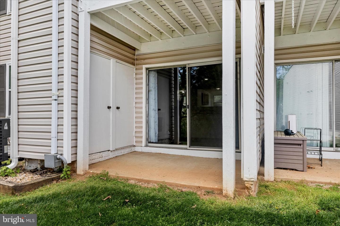 20319 Beaconfield Terrace #2 photo 24