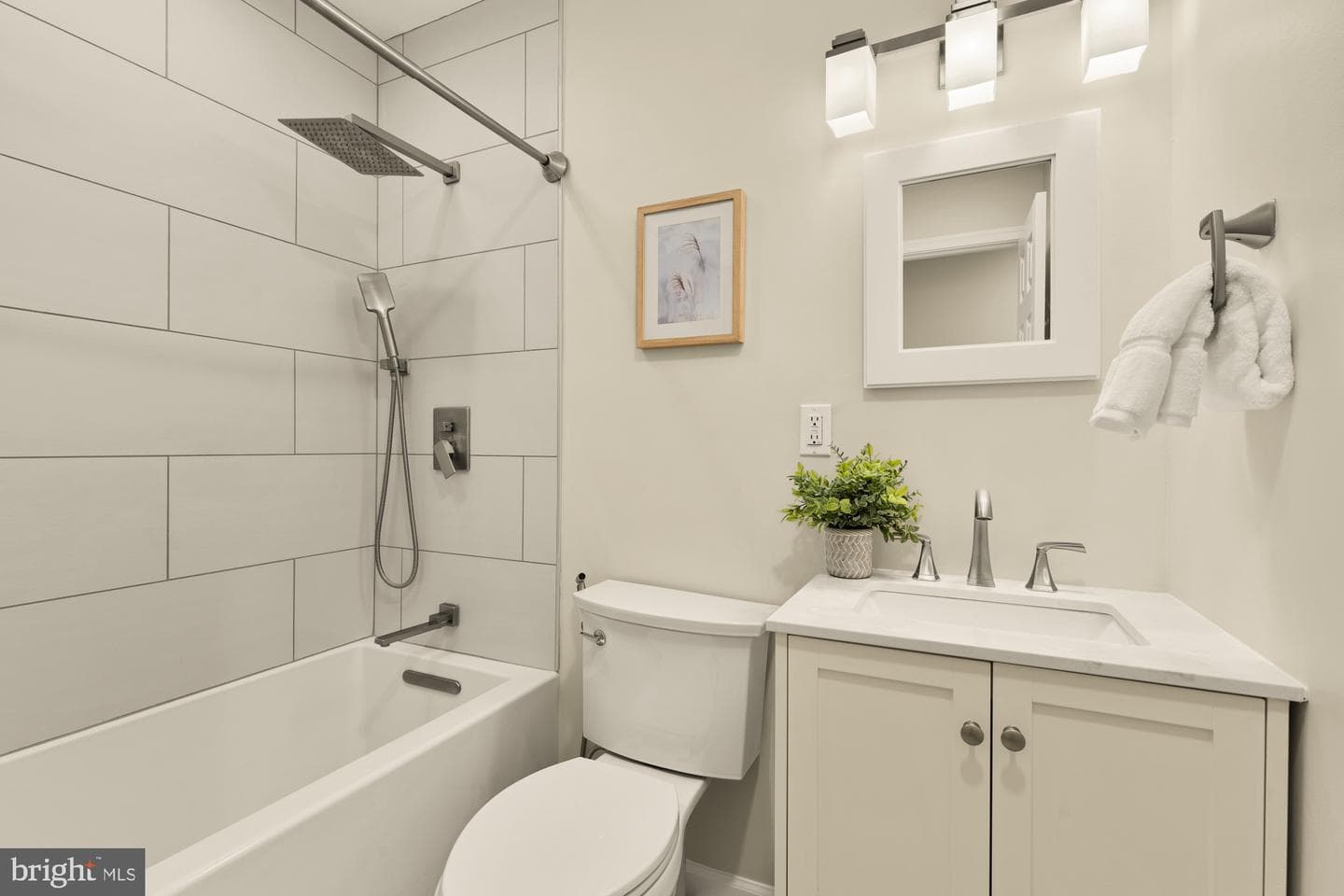 8107 Inverness Ridge Road photo 29