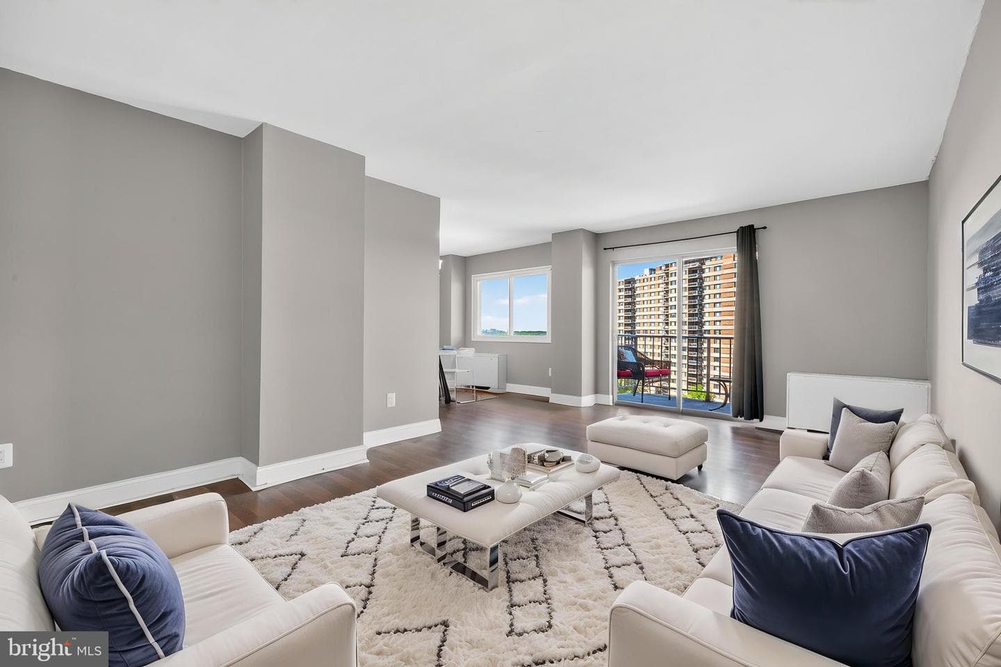 1121 University Boulevard W #912-B photo 15