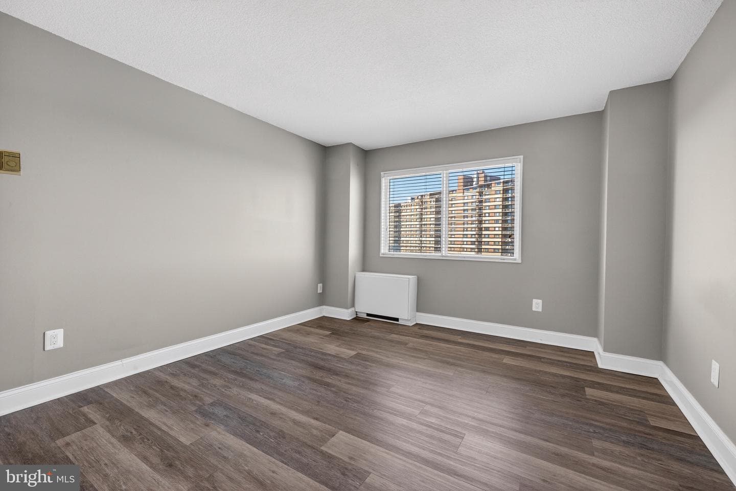 1121 University Boulevard W #912-B photo 22