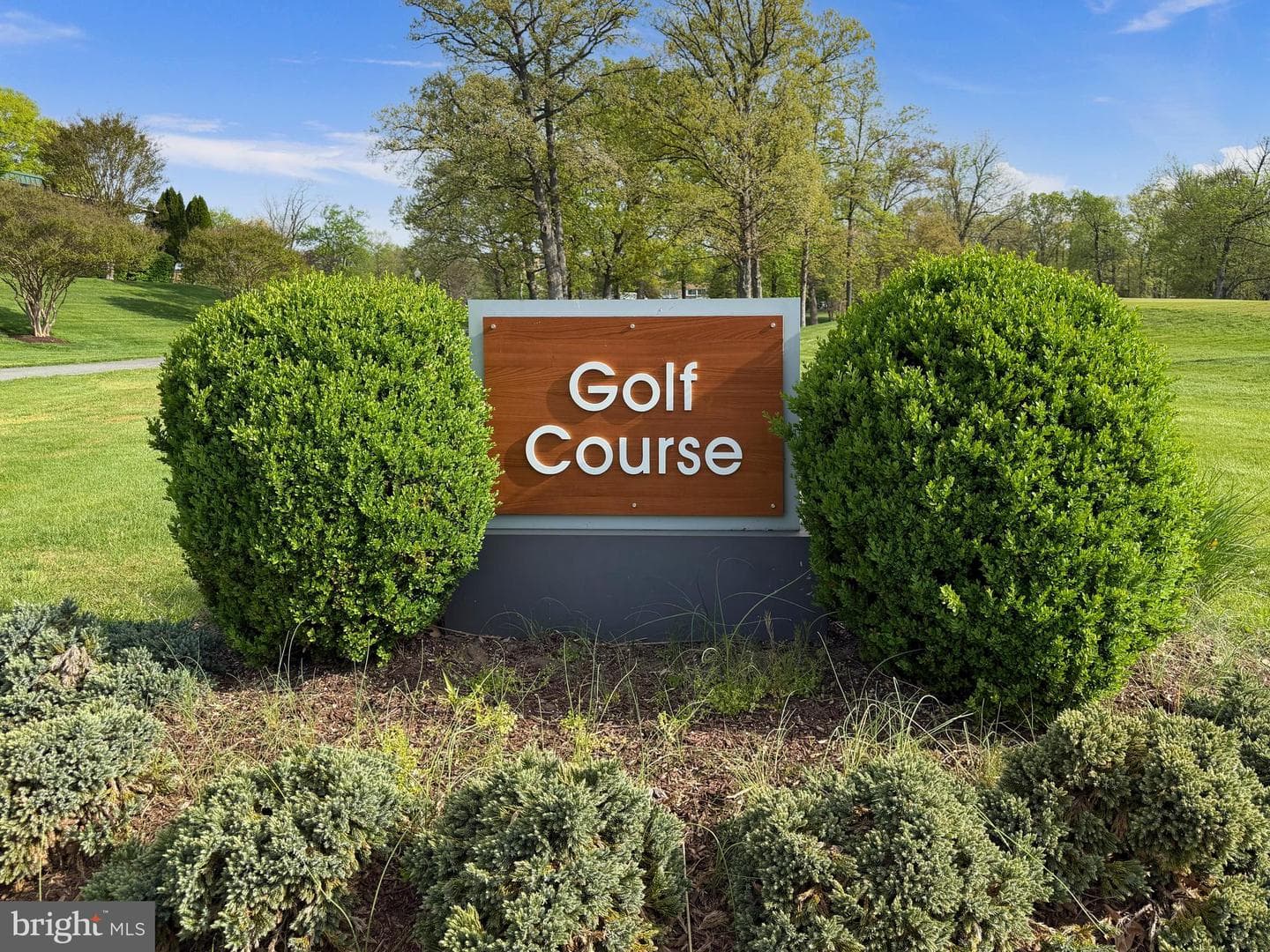 3590 Gleneagles Drive #32-F photo 41