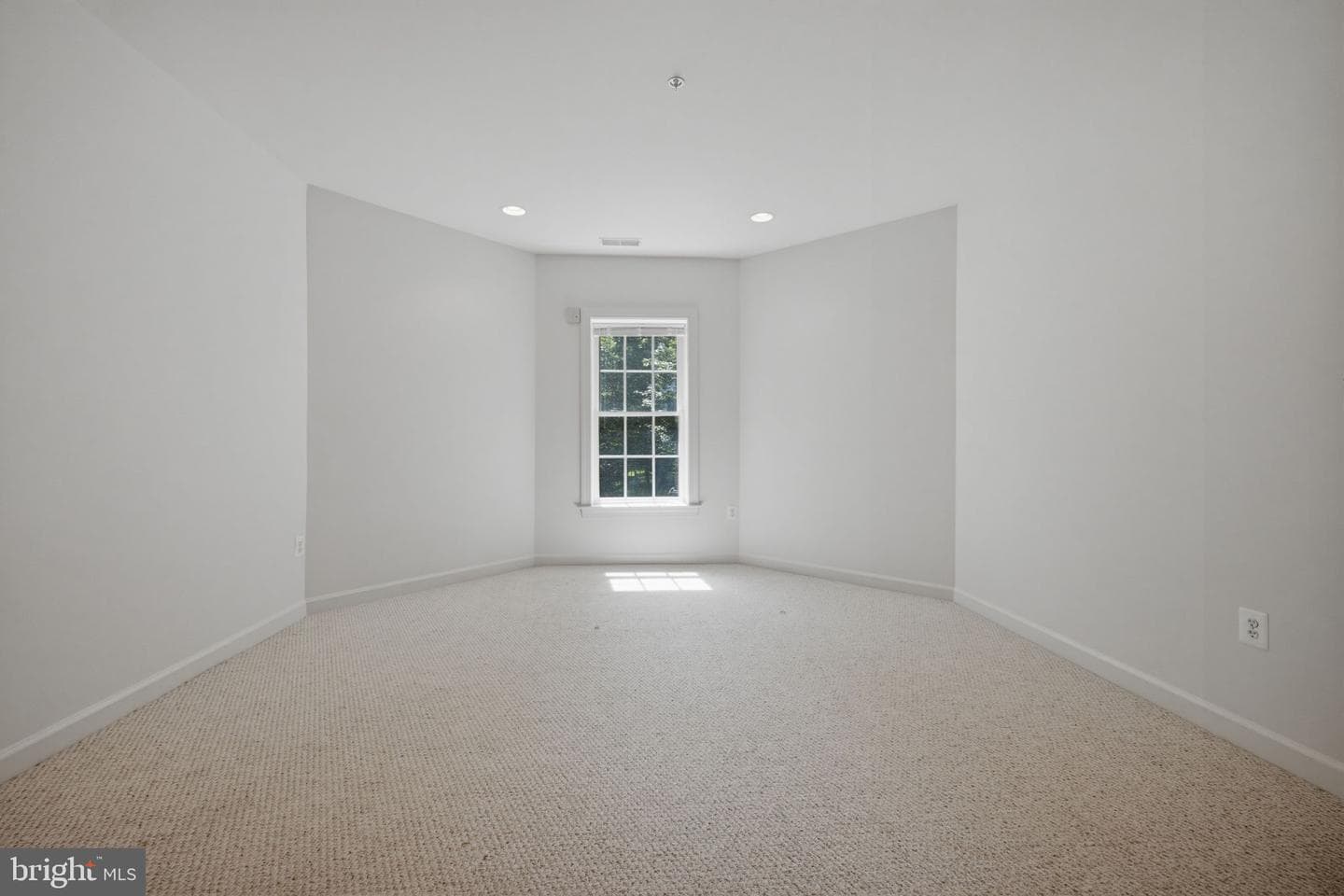 14140 Seneca Road photo 119