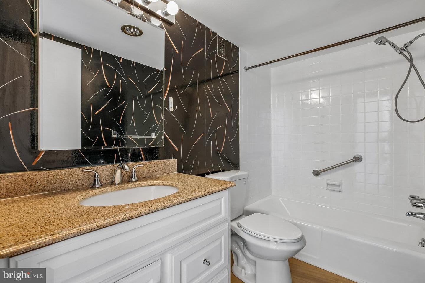 1121 University Boulevard W #1111 photo 25