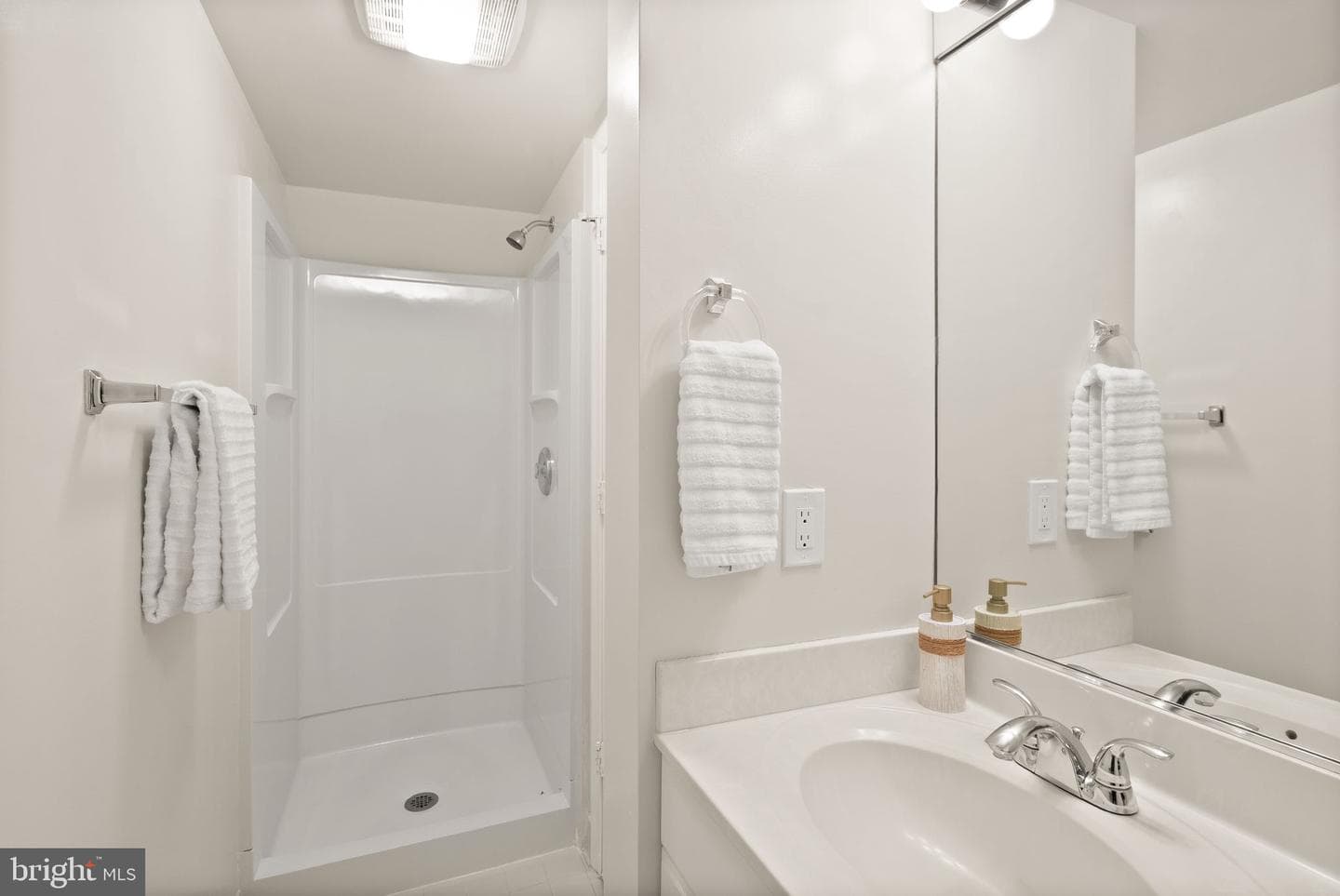 5013 Cloister Drive photo 48