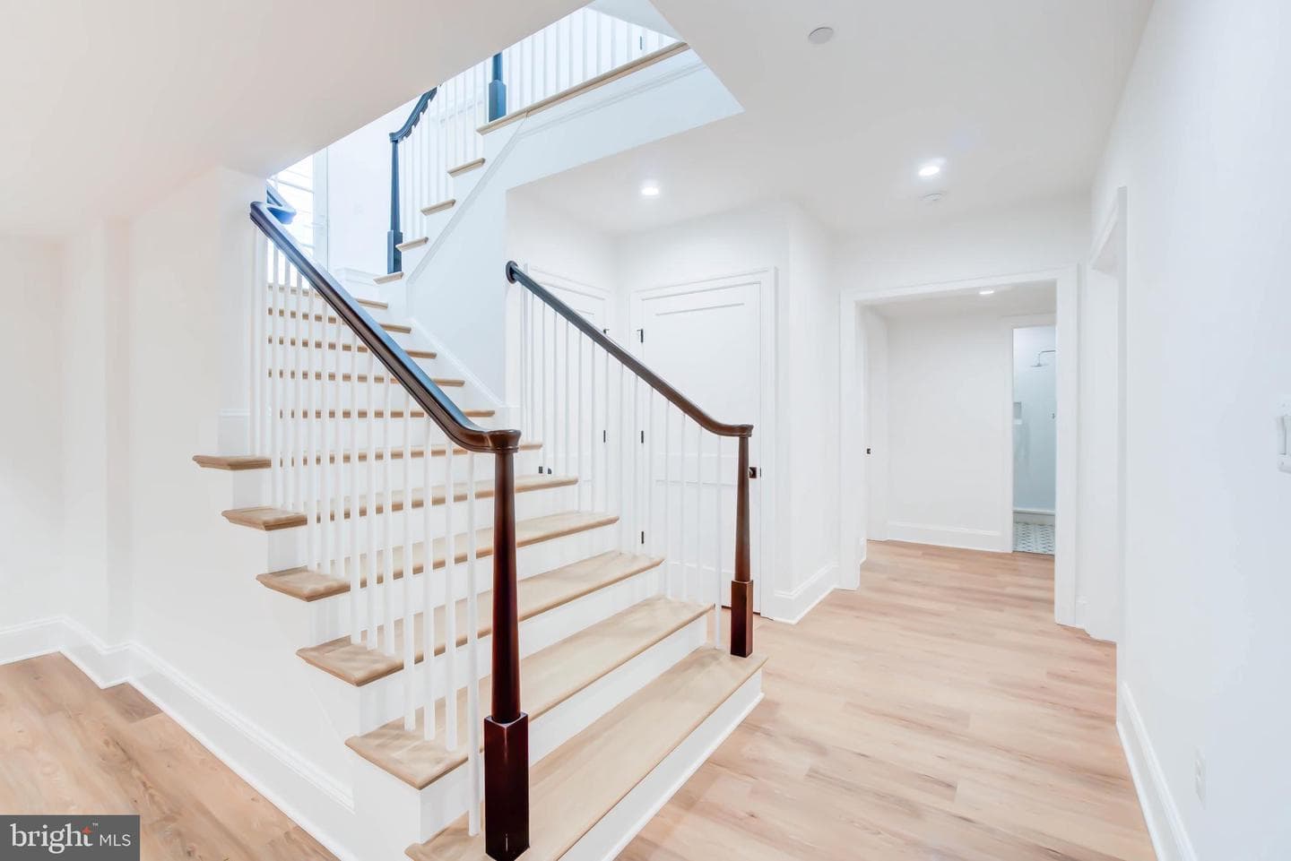 4422 Walsh Street photo 61