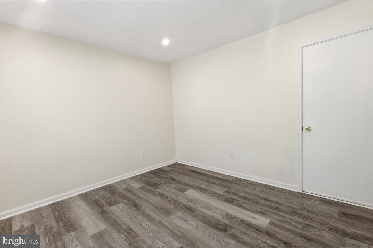 24823 Cutsail Drive photo 17