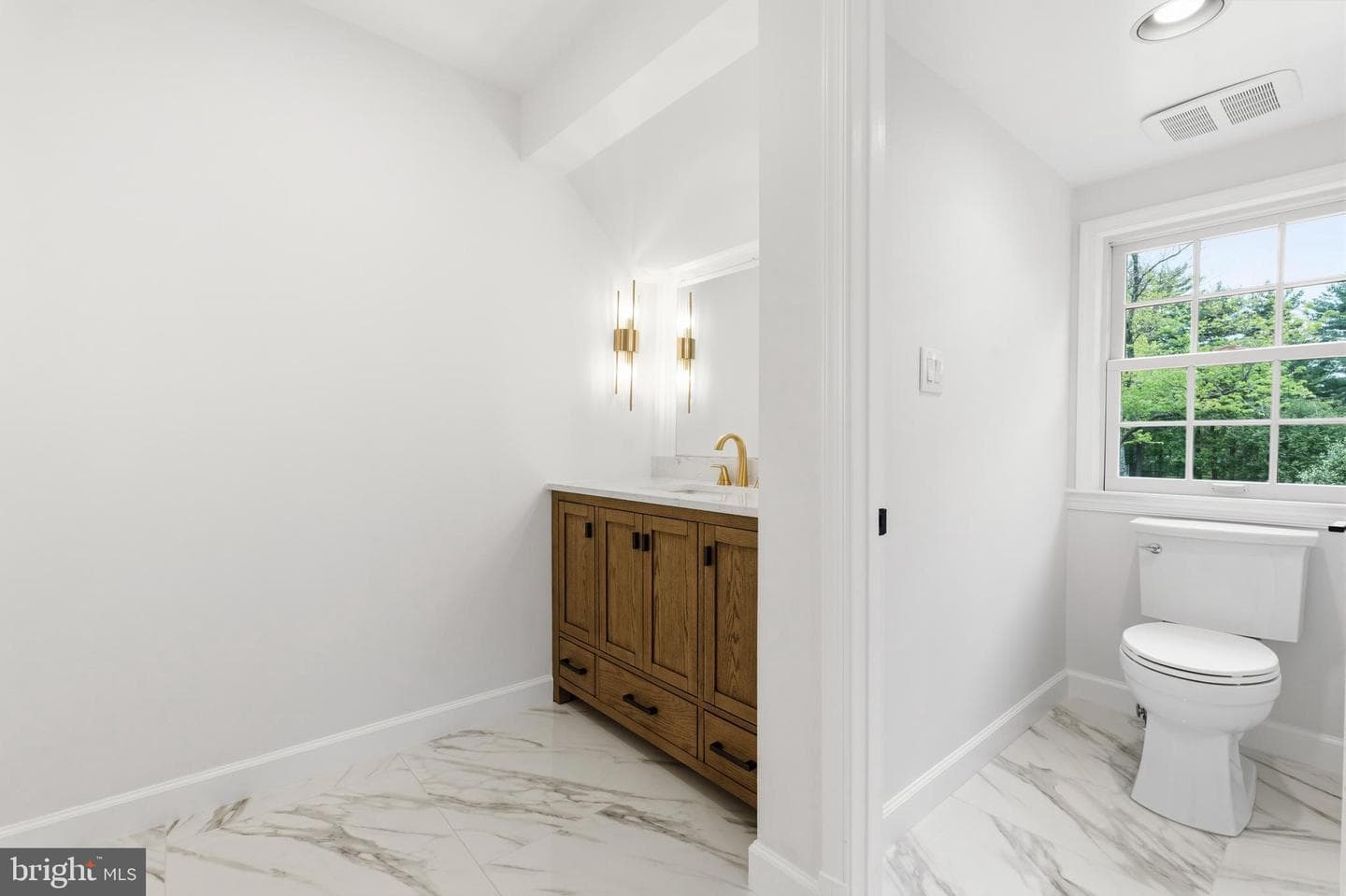 12100 Drews Court photo 40