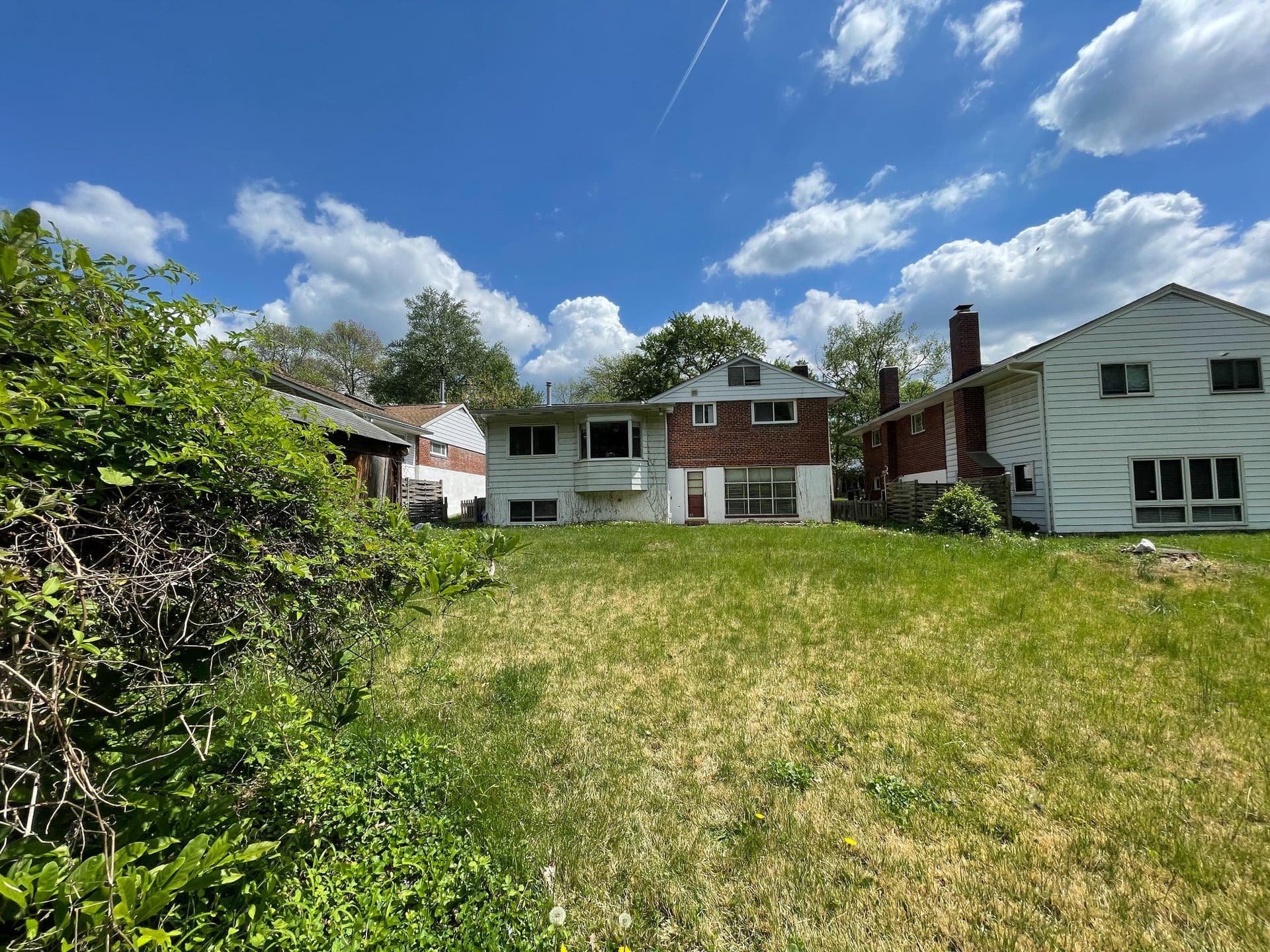 10226 Leslie Street photo 27