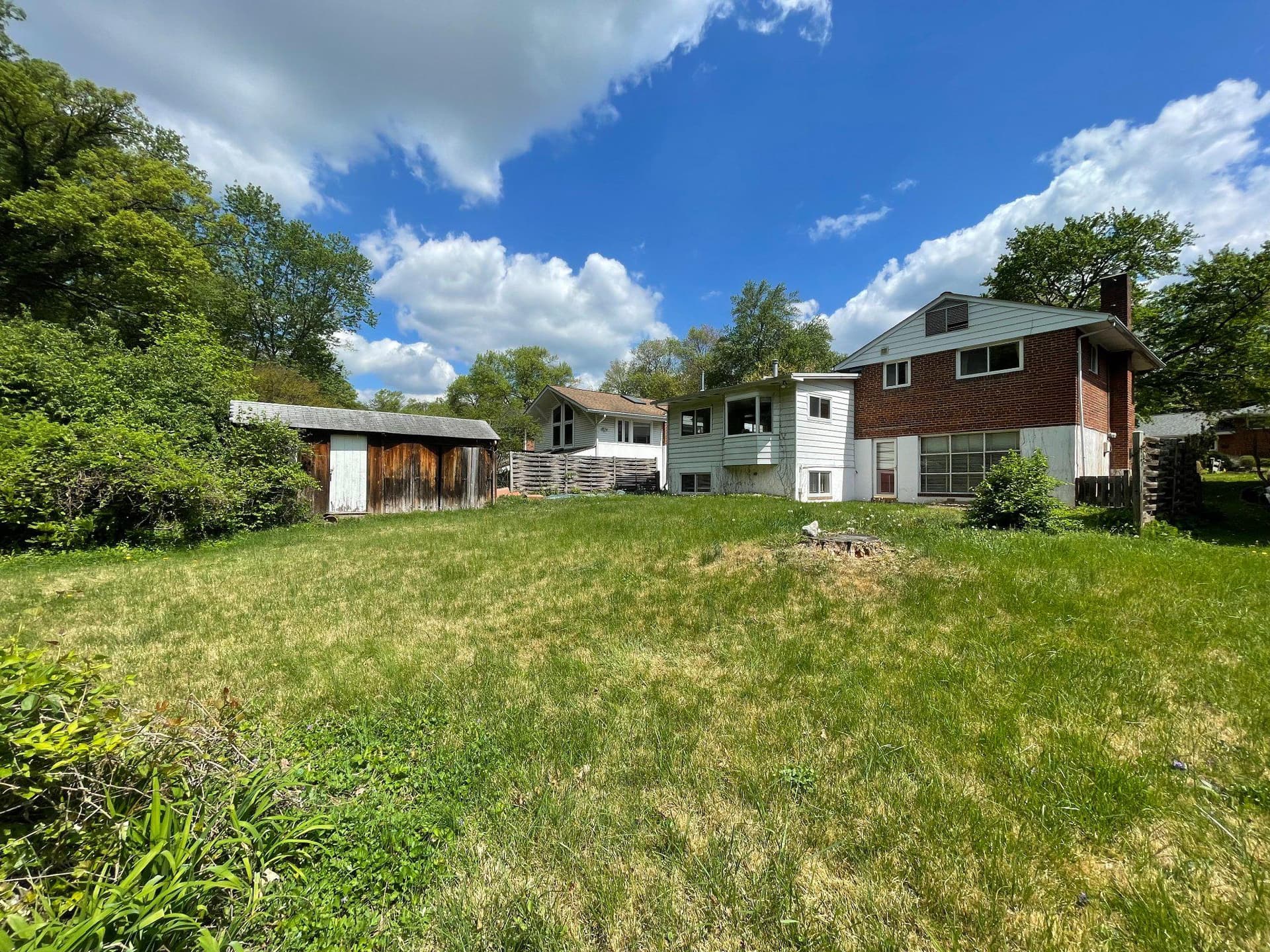10226 Leslie Street photo 28