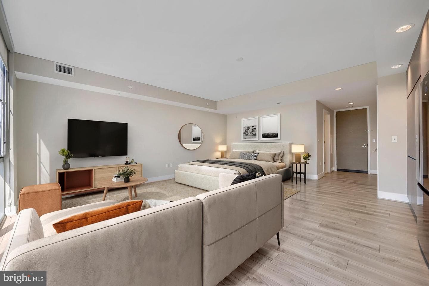 930 Rose Avenue #1603 photo 10
