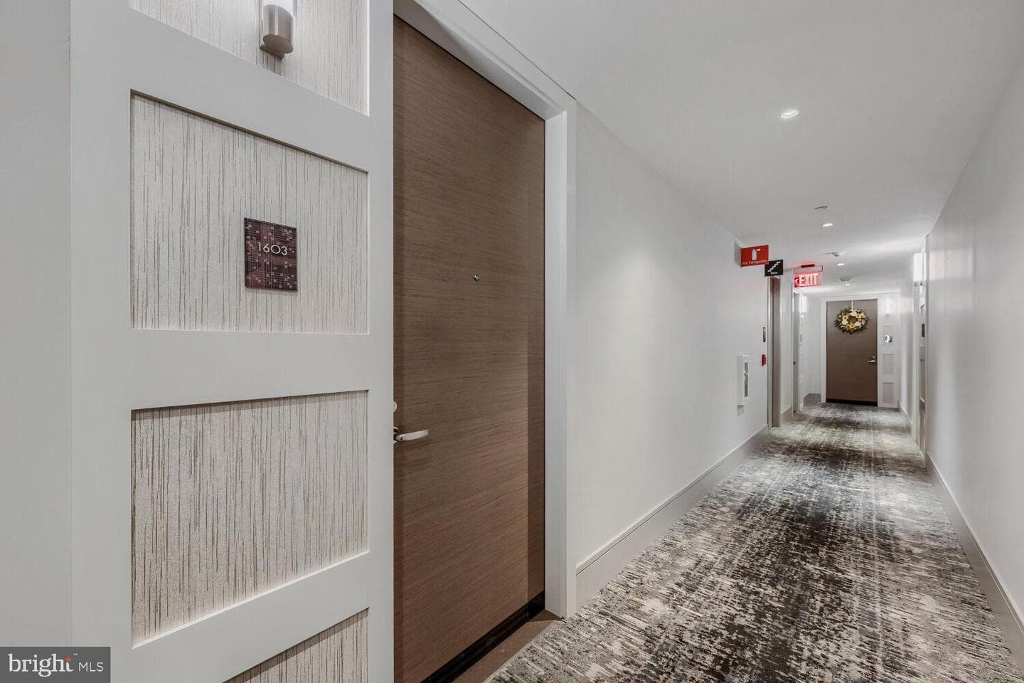 930 Rose Avenue #1603 photo 2