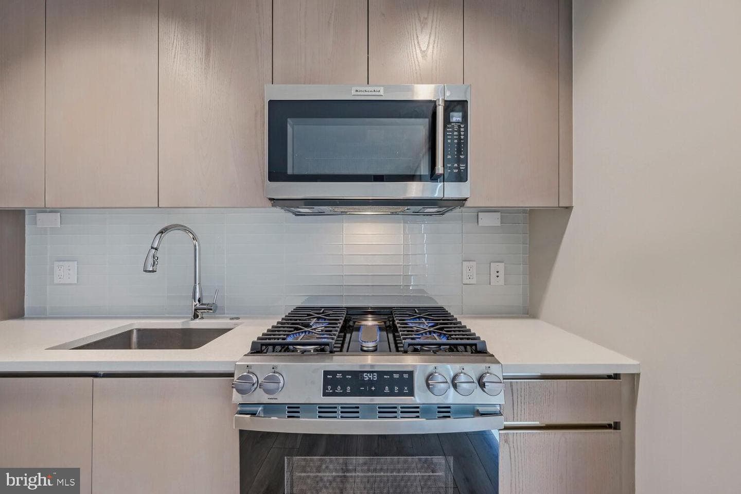 930 Rose Avenue #1603 photo 5