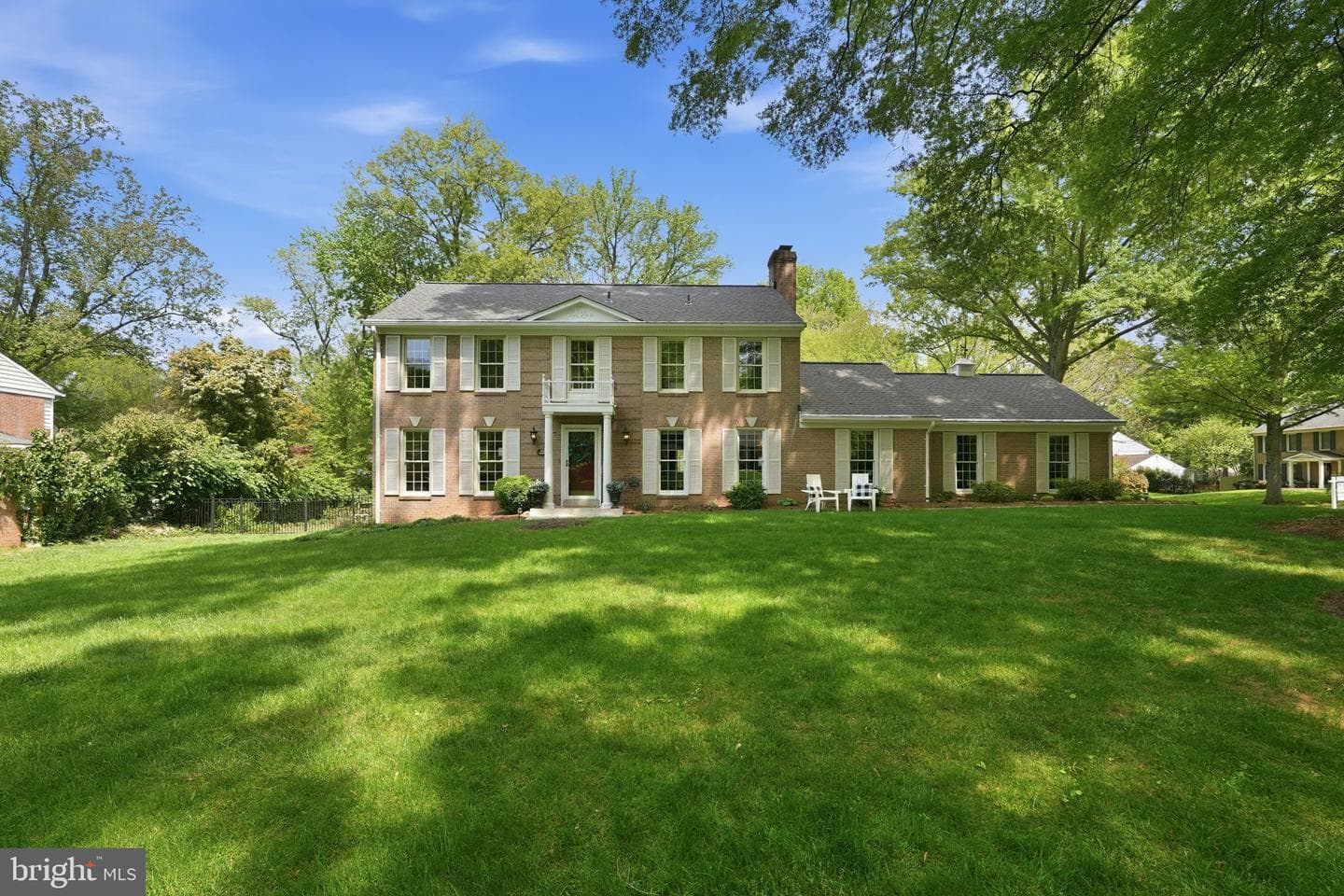 4609 Jasmine Drive photo 2