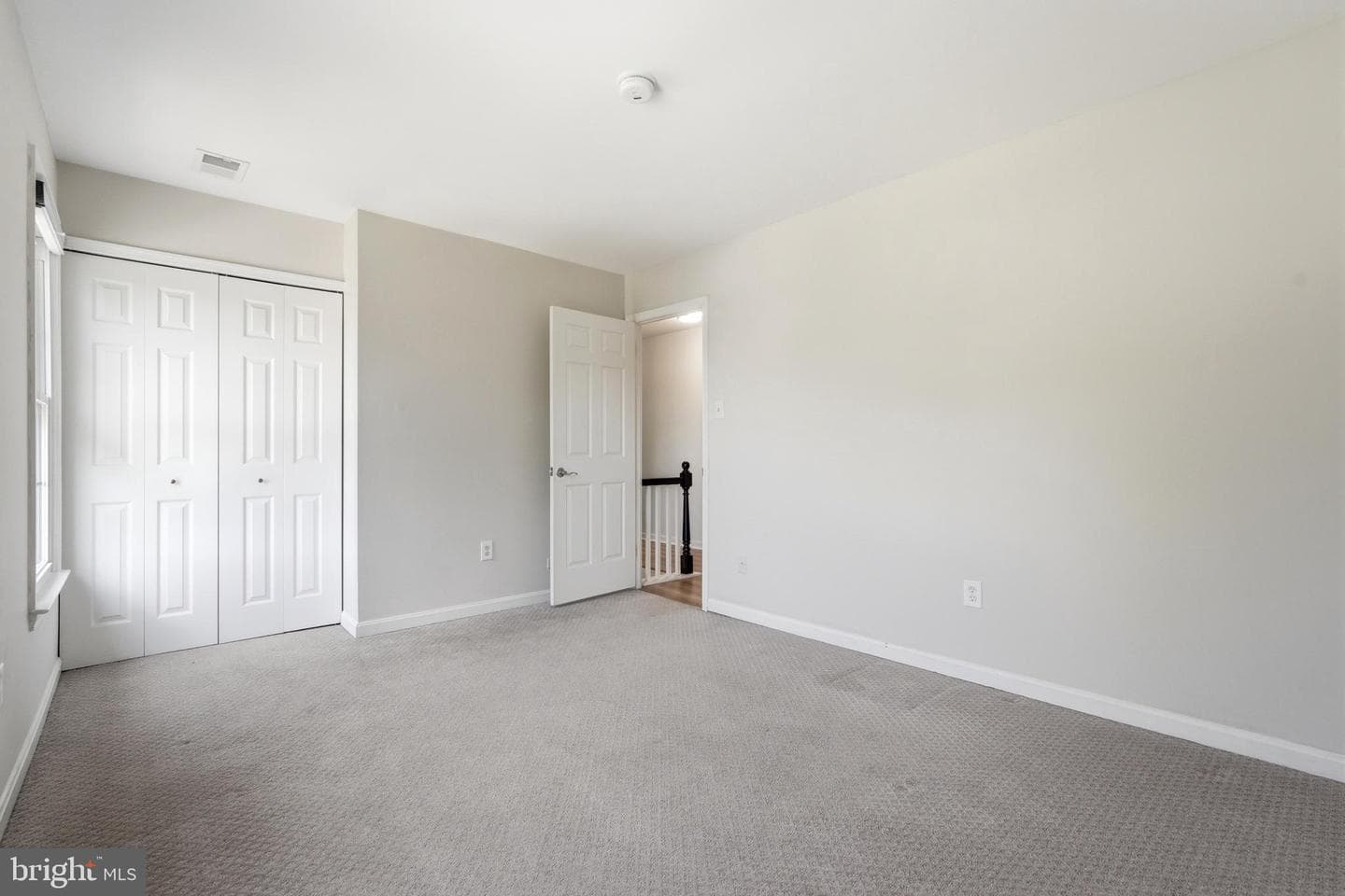 6 Bostwick Court photo 27