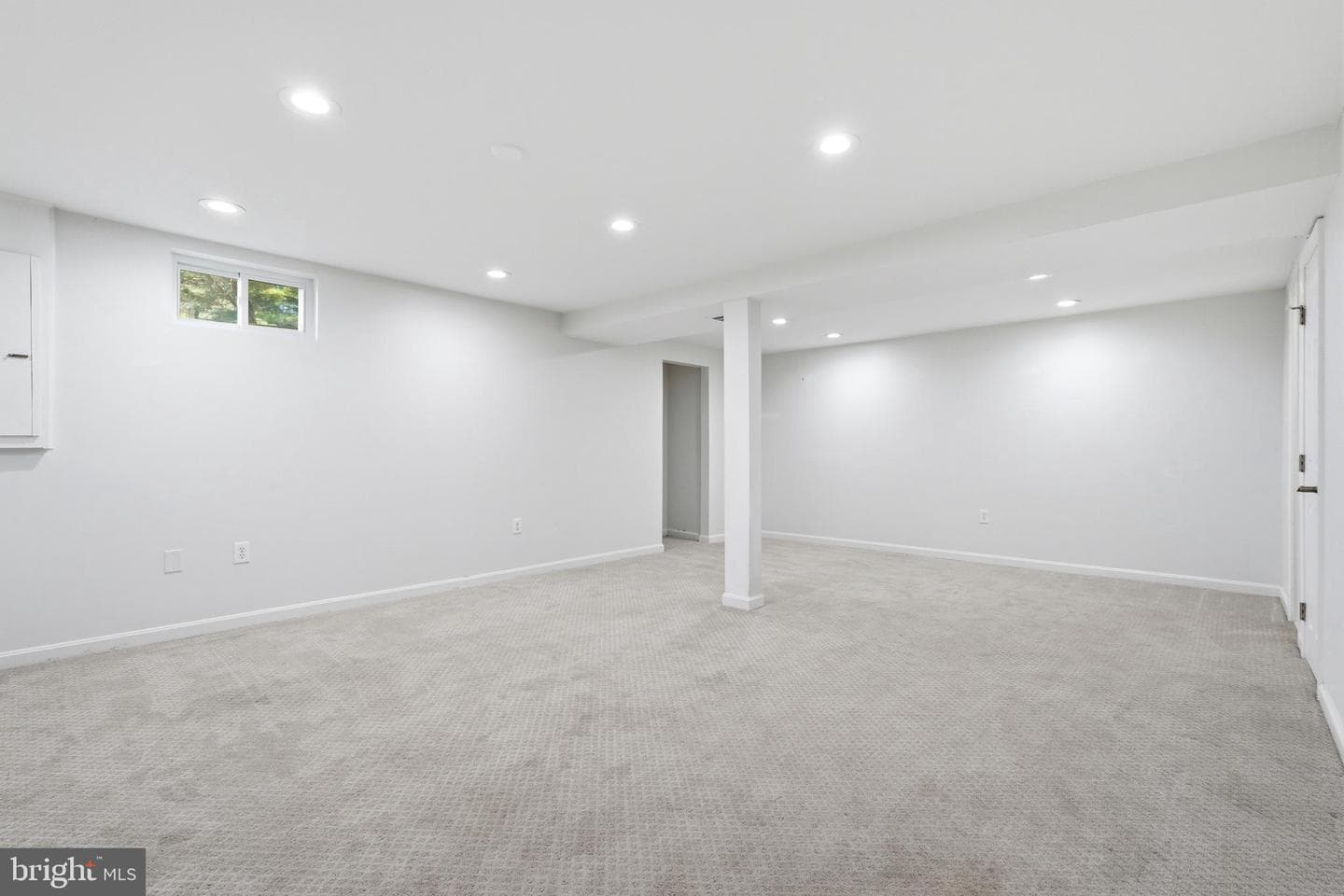 6 Bostwick Court photo 31