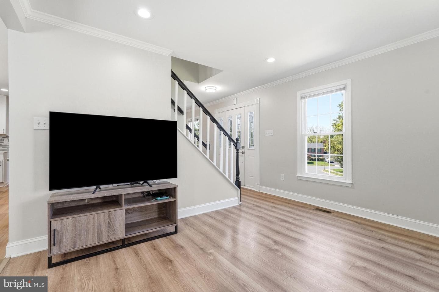 6 Bostwick Court photo 7