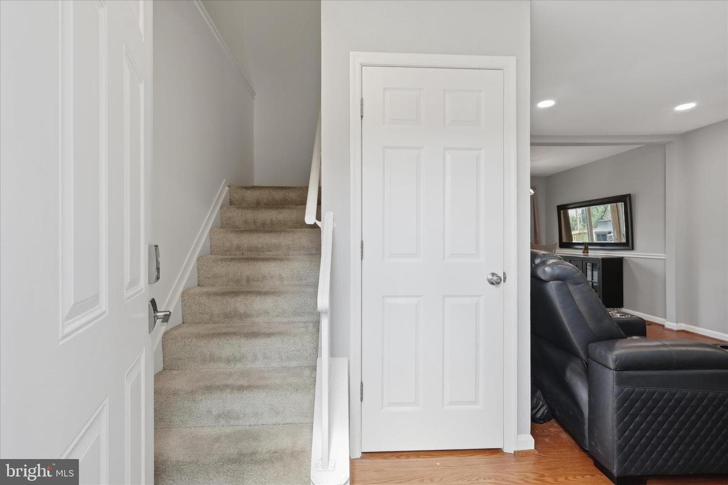 6 Cross Laurel Court photo 7