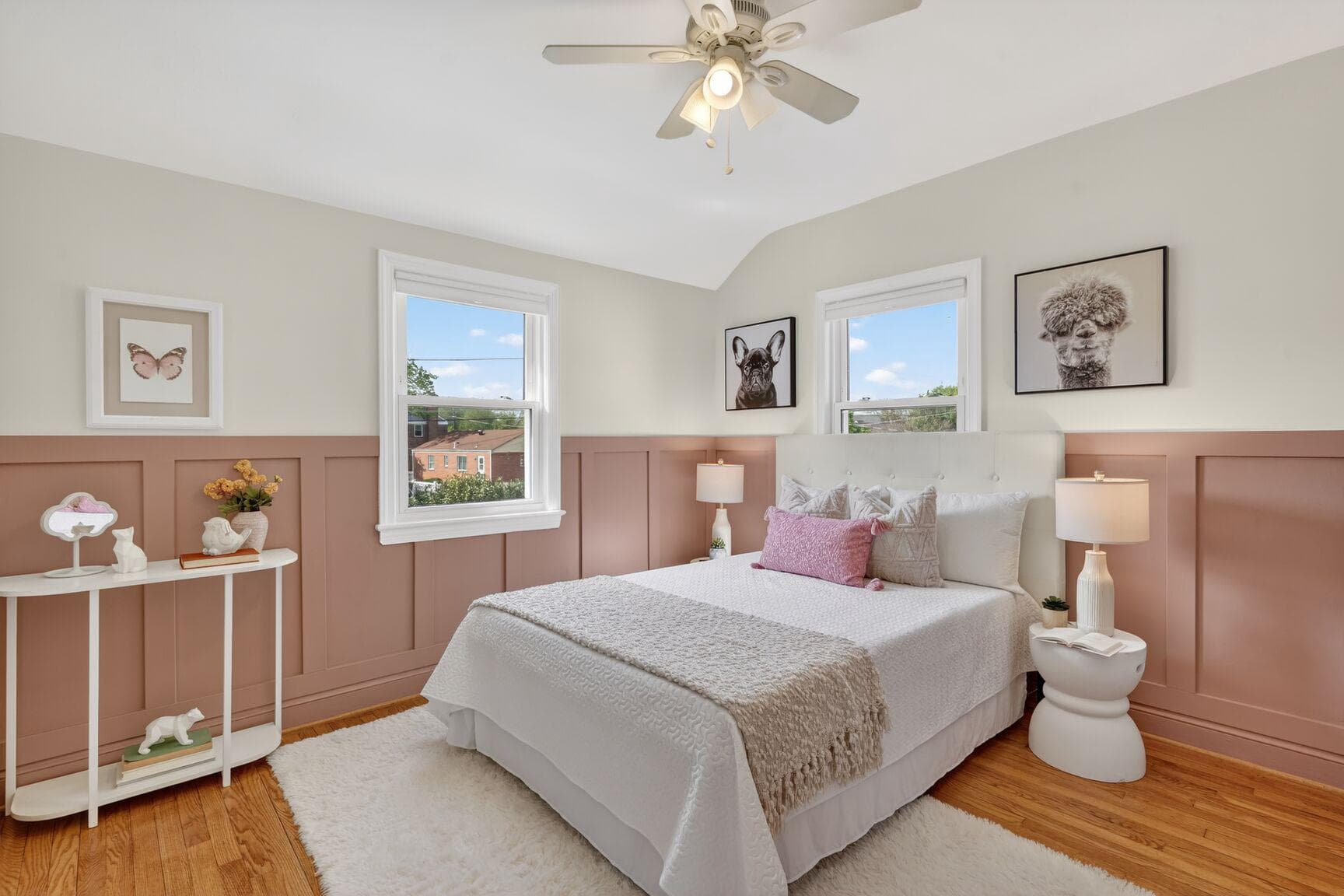 10015 Markham Street photo 14