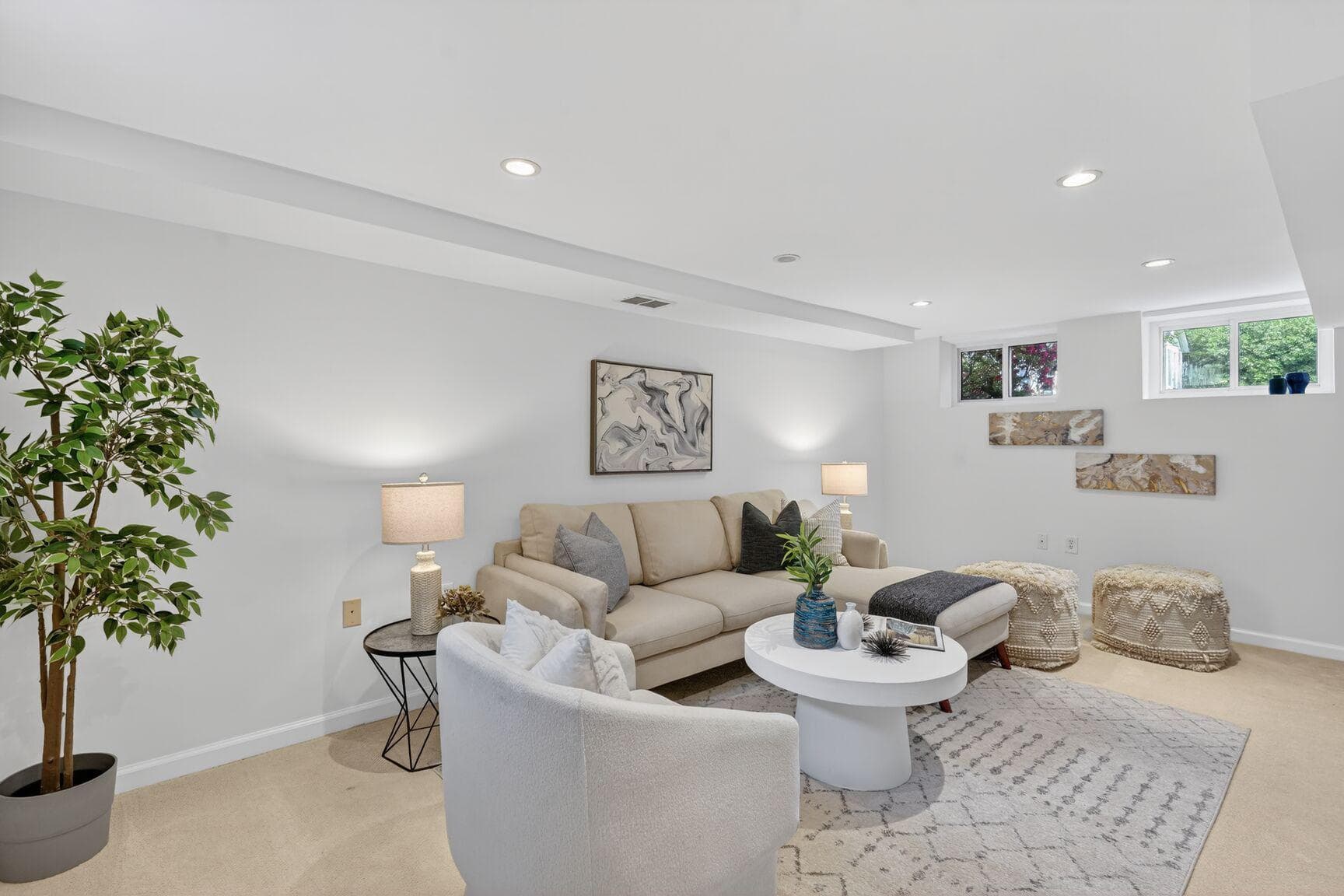10015 Markham Street photo 20