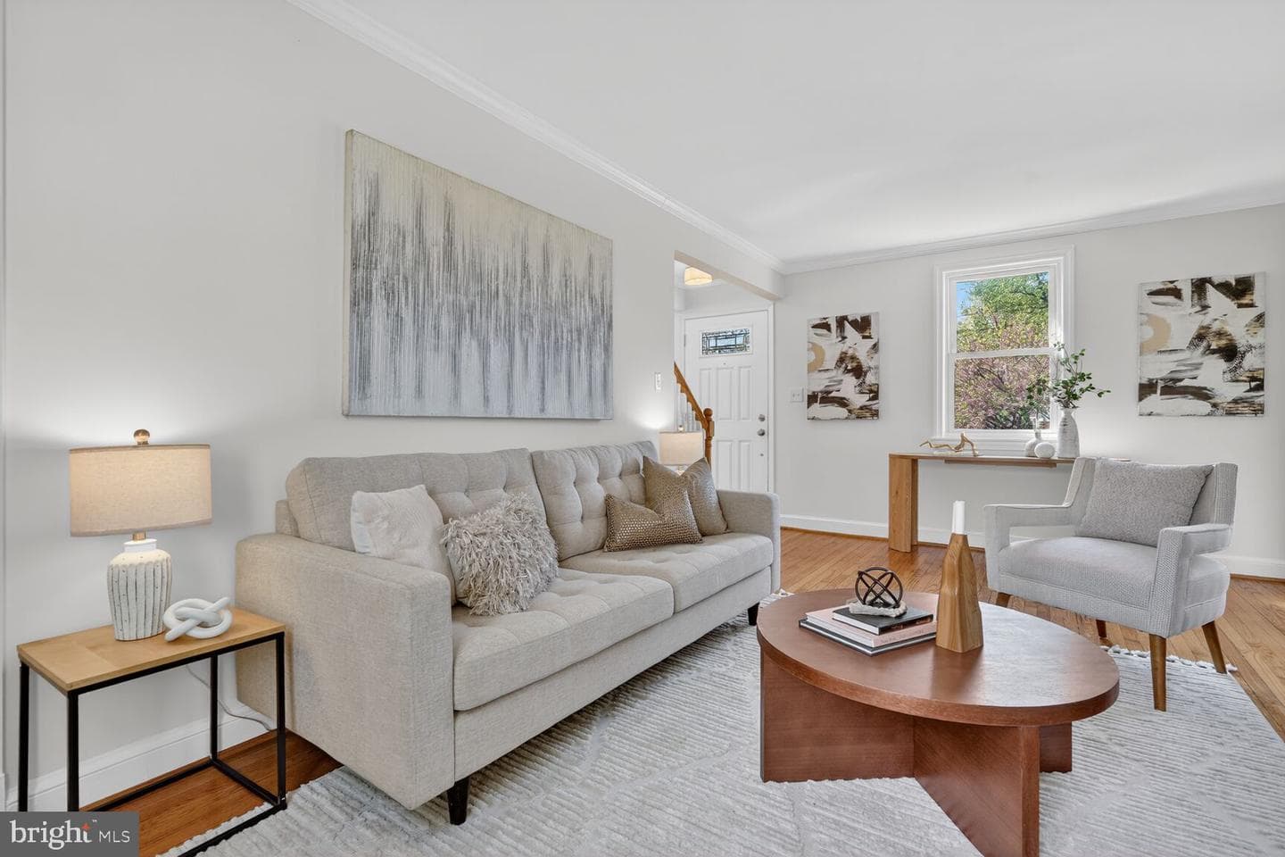 10015 Markham Street photo 5