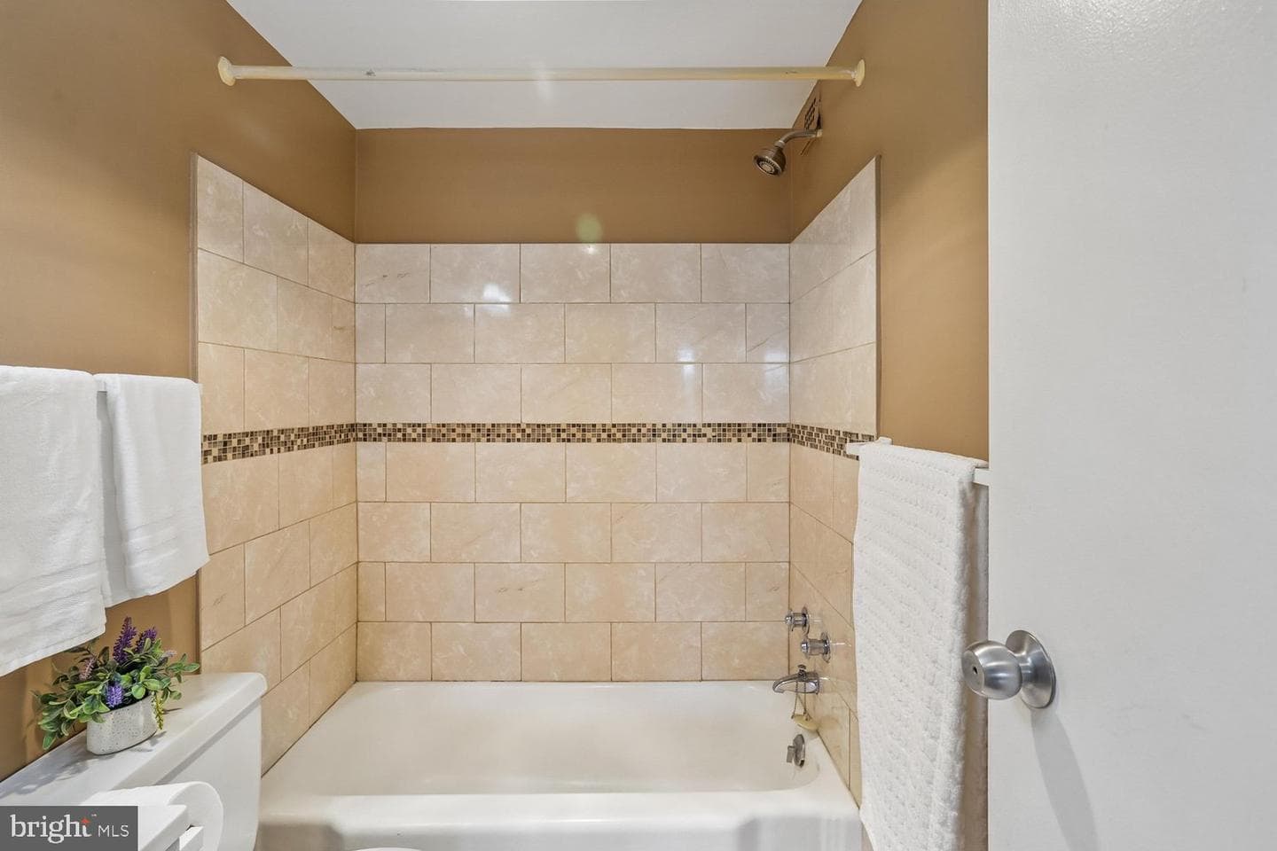 10201 Grosvenor Place #1206 photo 29