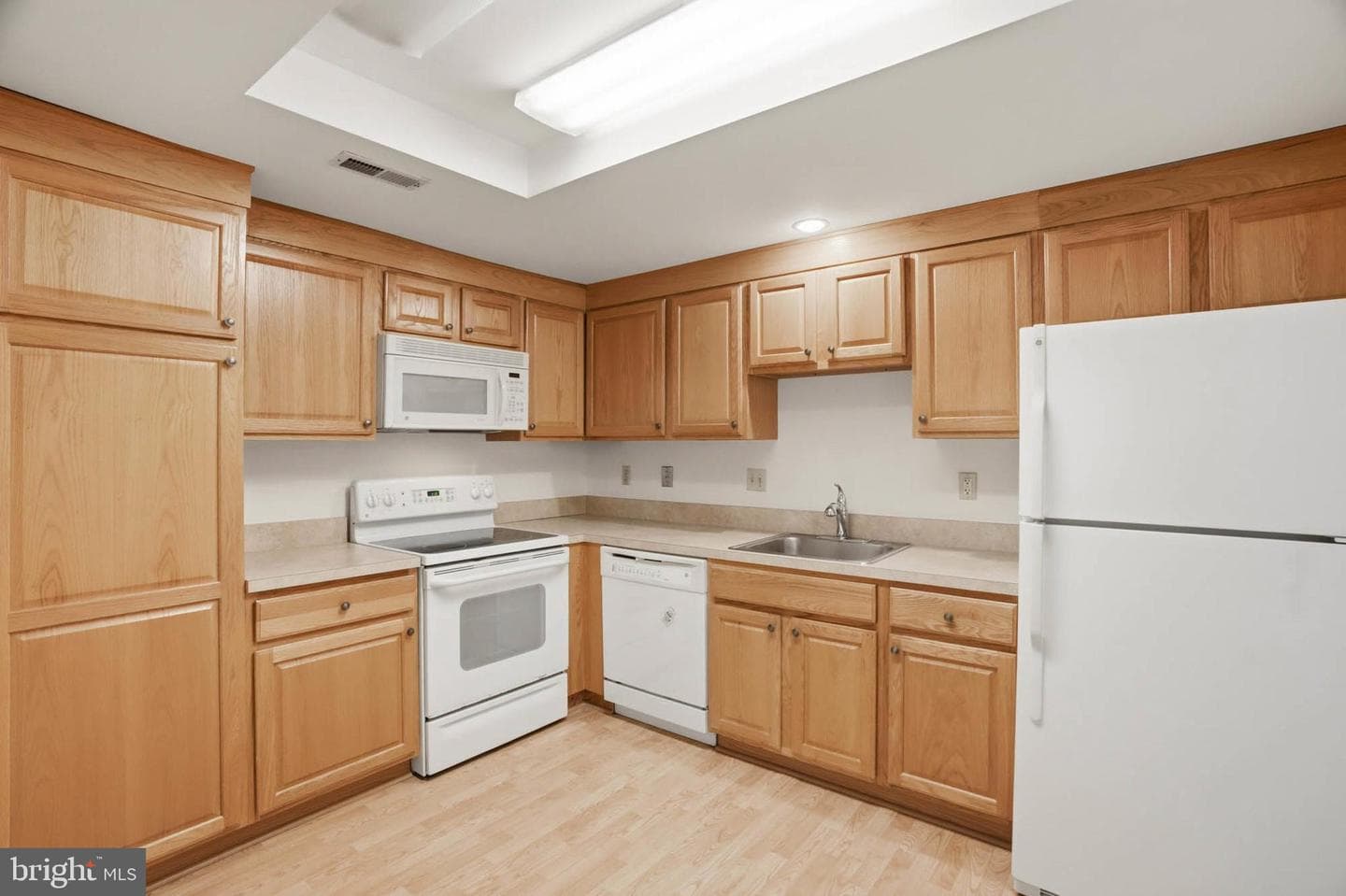 3501 Forest Edge Drive #14-2g photo 12