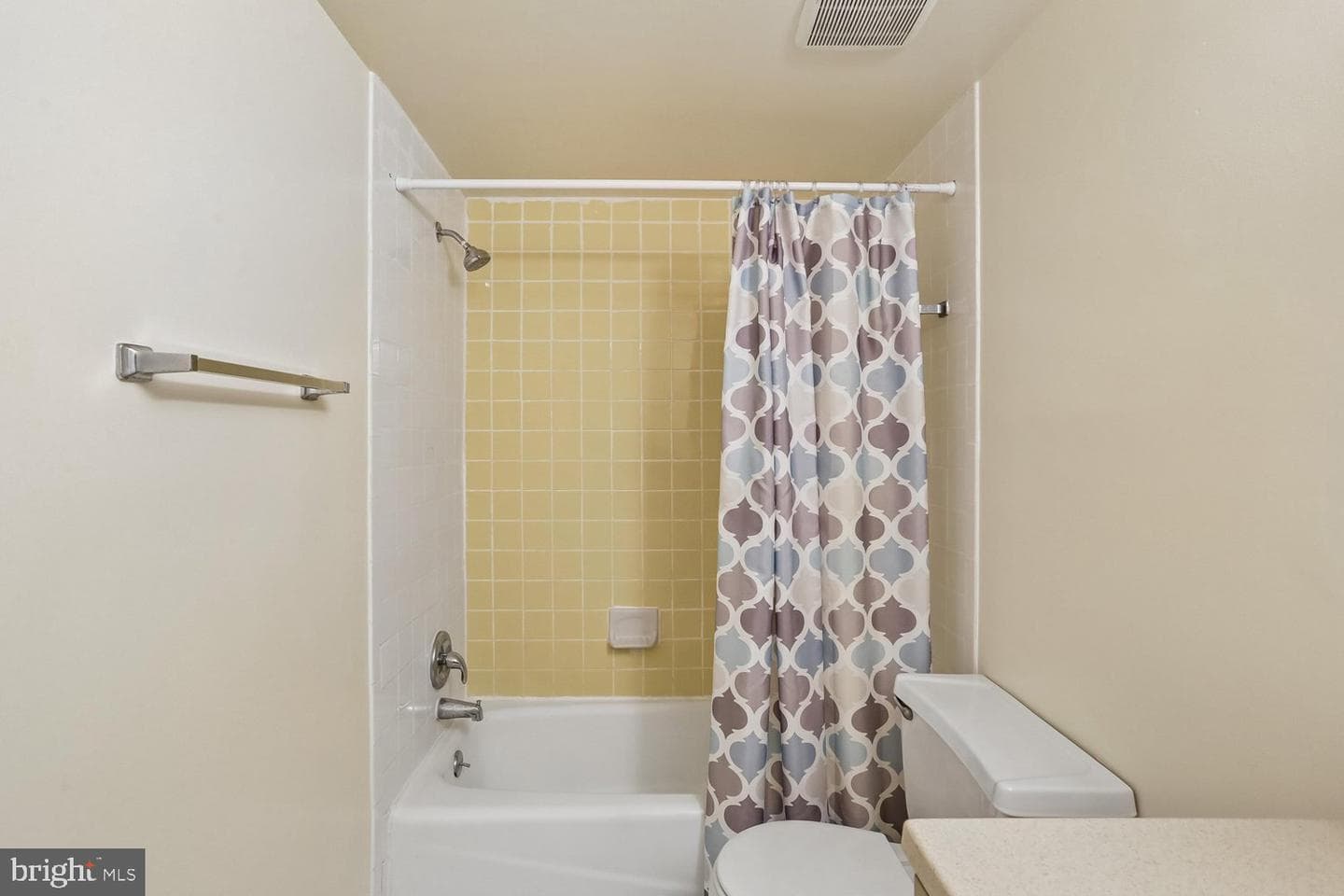 11925 Parklawn Drive #203 photo 26