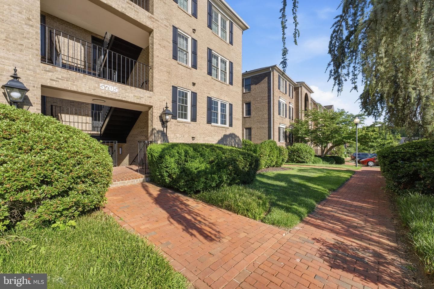 5705 Brewer House Circle #t-2, Rockville