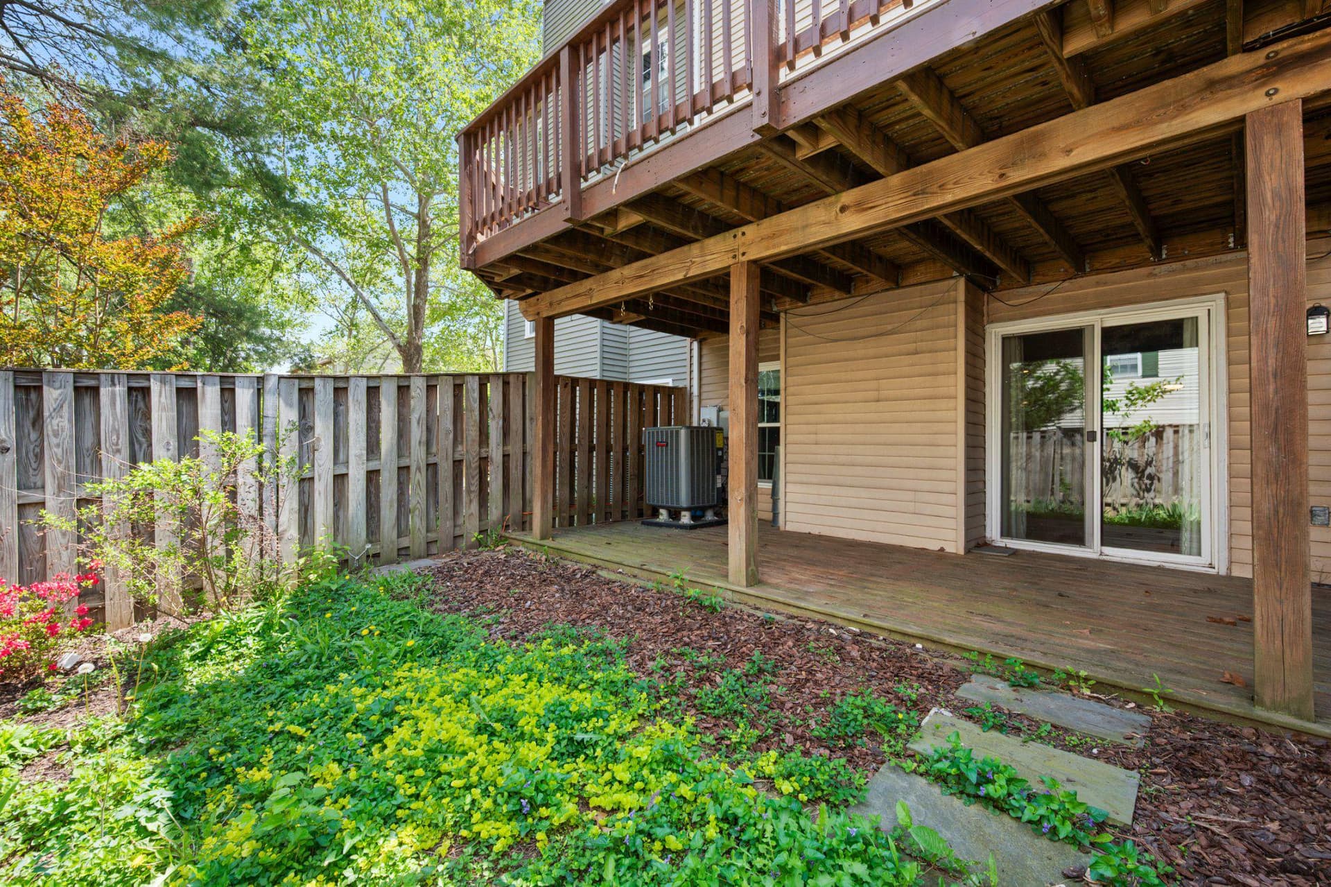 10364 Castlehedge Terrace photo 29
