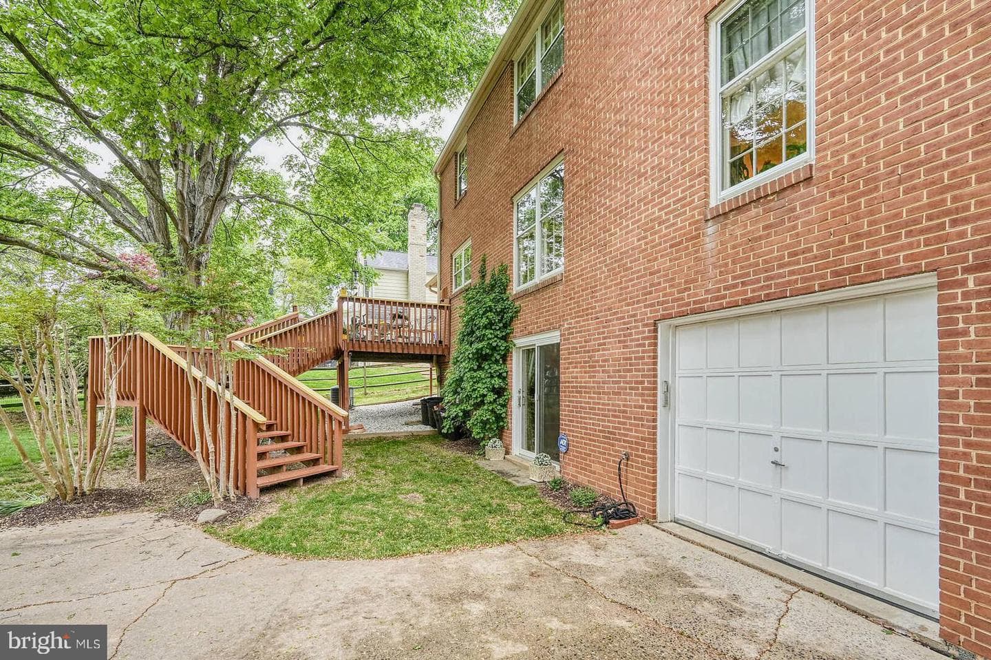 11508 Hitching Post Ln photo 42