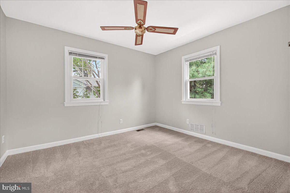 10408 Huntley Avenue photo 28