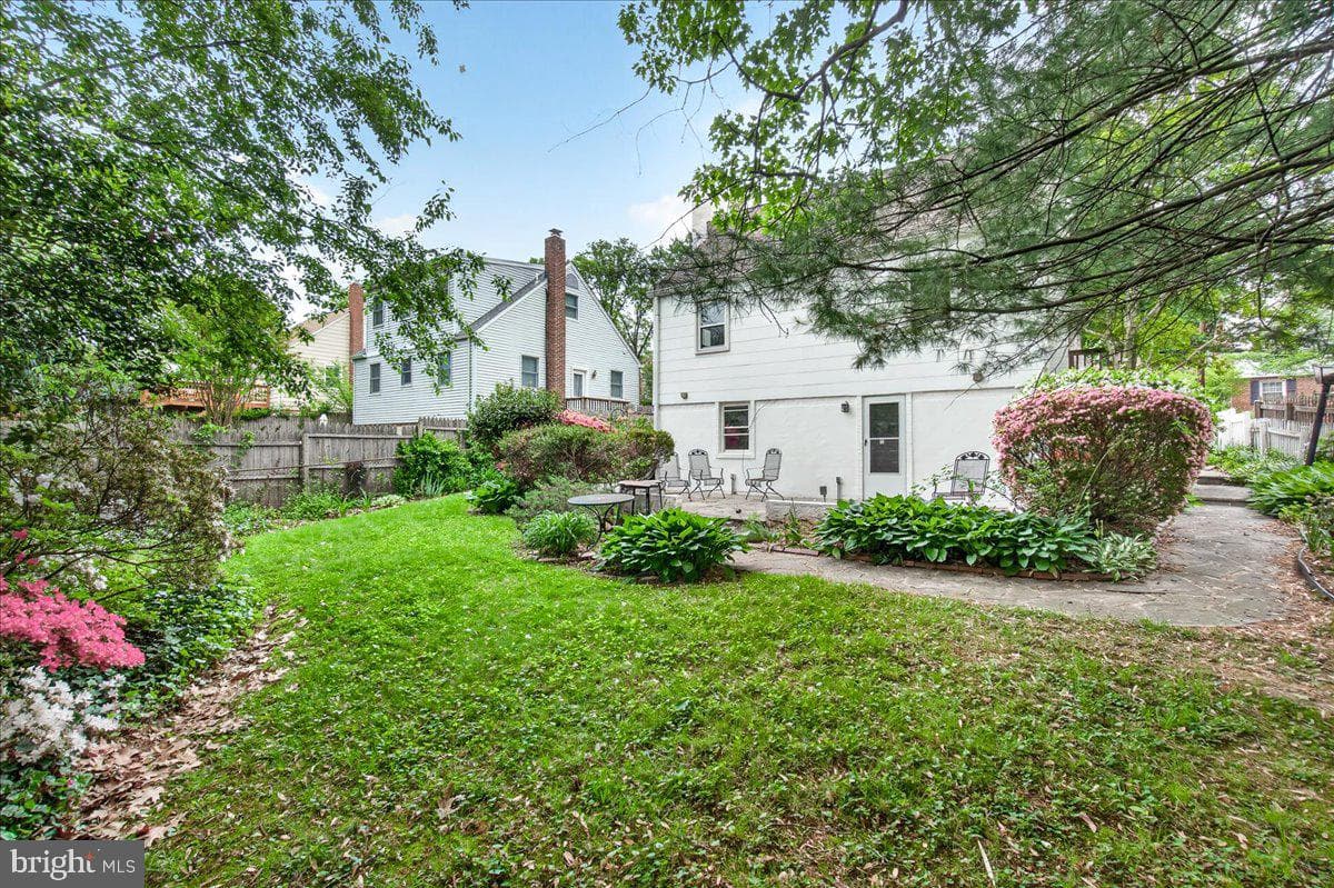10408 Huntley Avenue photo 34