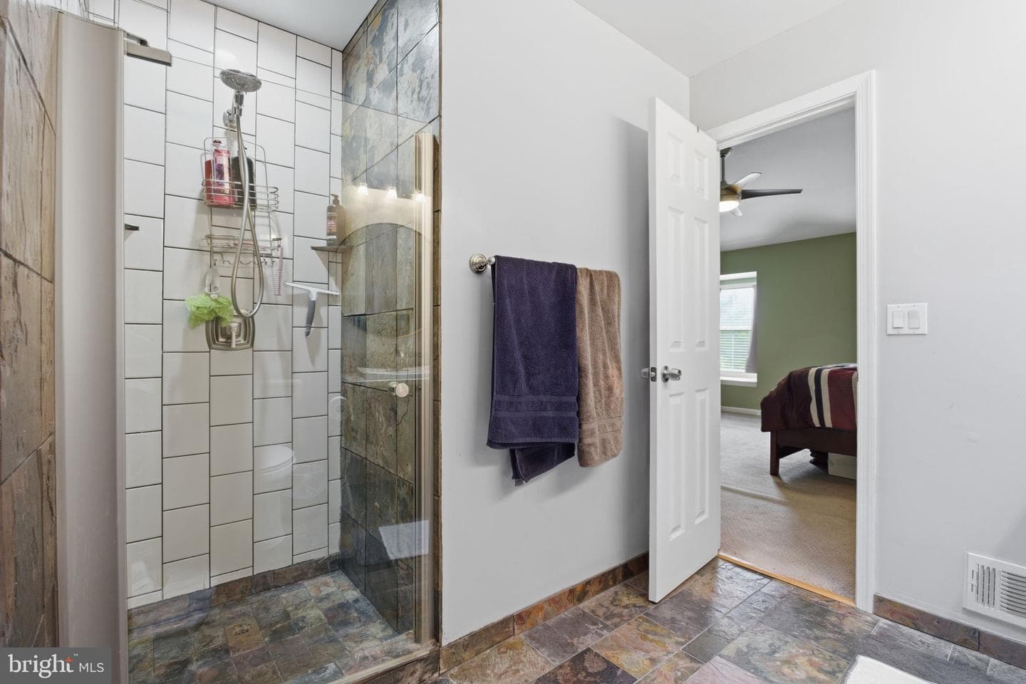 18905 Crosstie Terrace photo 18