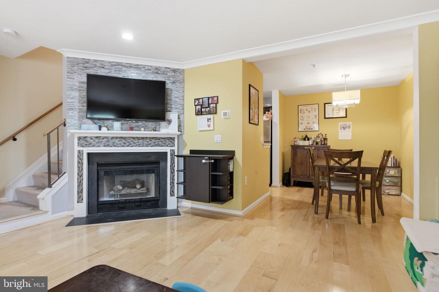 18905 Crosstie Terrace photo 8